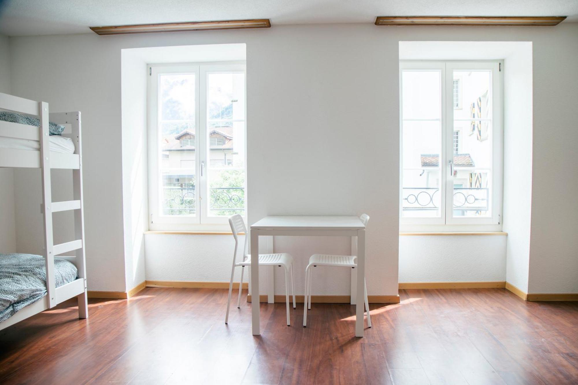 Nimbuzzz Apartments Unterseen Zewnętrze zdjęcie
