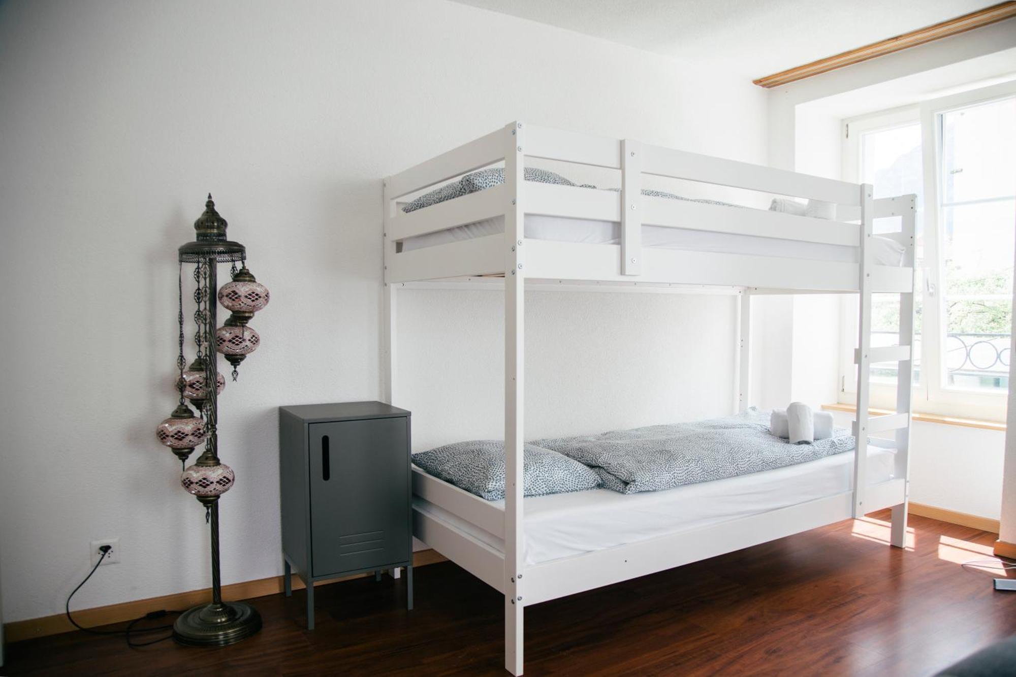 Nimbuzzz Apartments Unterseen Zewnętrze zdjęcie