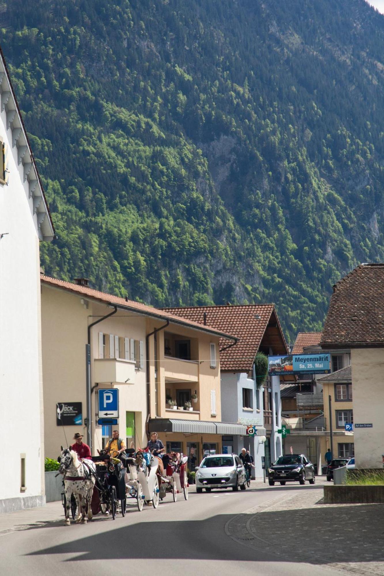 Nimbuzzz Apartments Unterseen Zewnętrze zdjęcie