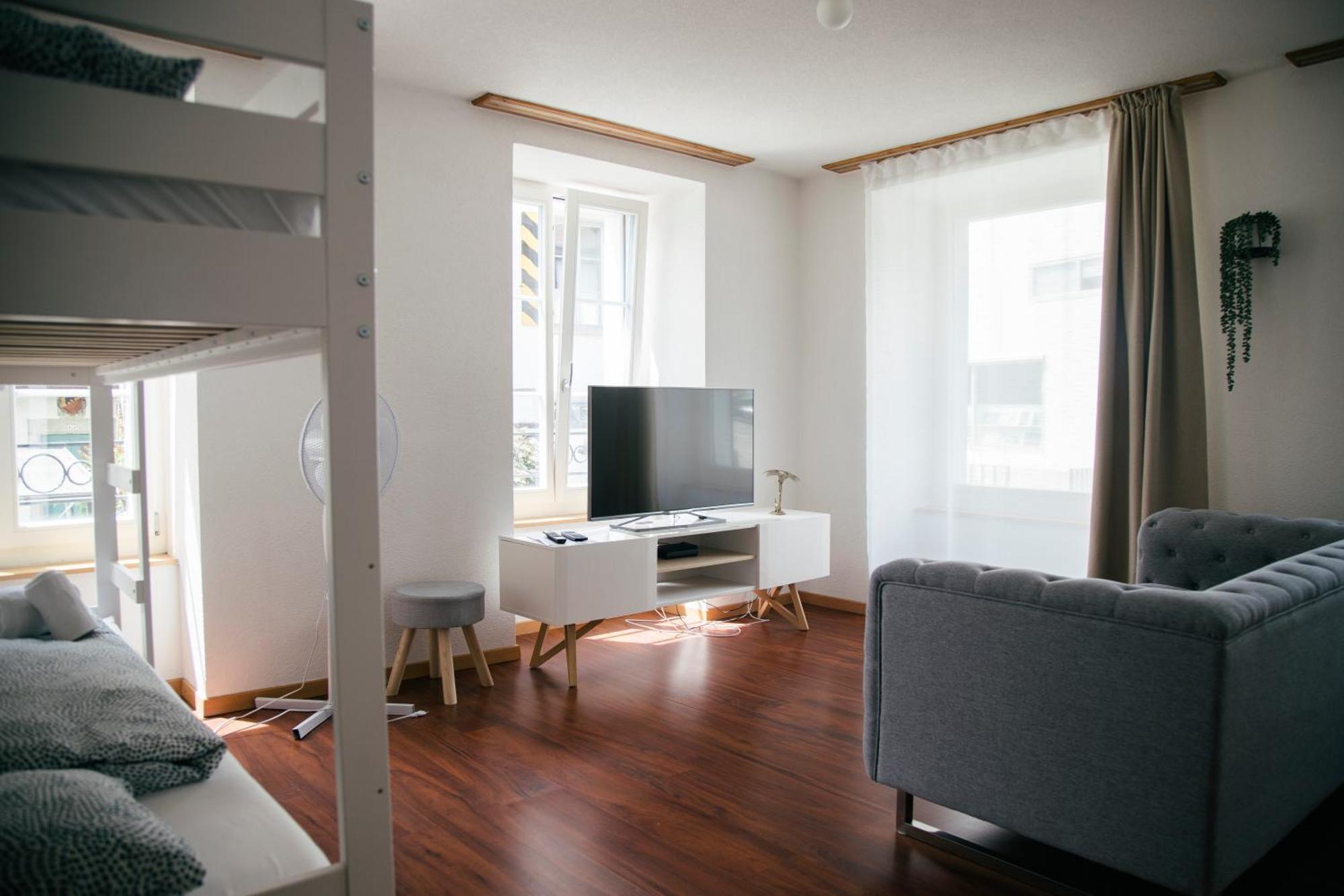 Nimbuzzz Apartments Unterseen Zewnętrze zdjęcie
