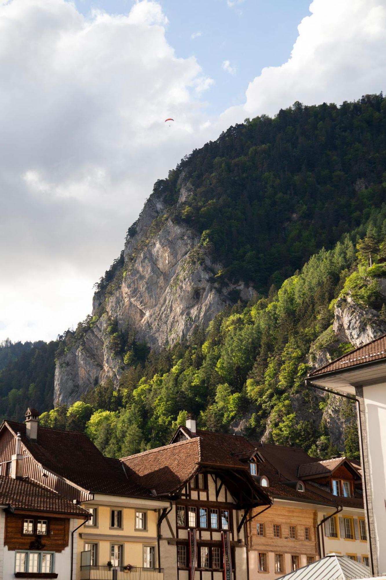 Nimbuzzz Apartments Unterseen Zewnętrze zdjęcie