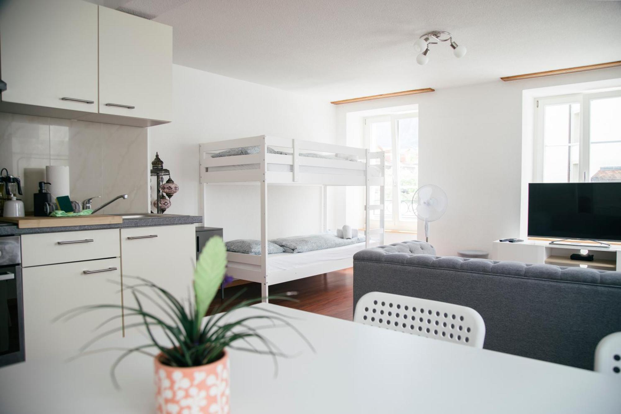 Nimbuzzz Apartments Unterseen Zewnętrze zdjęcie