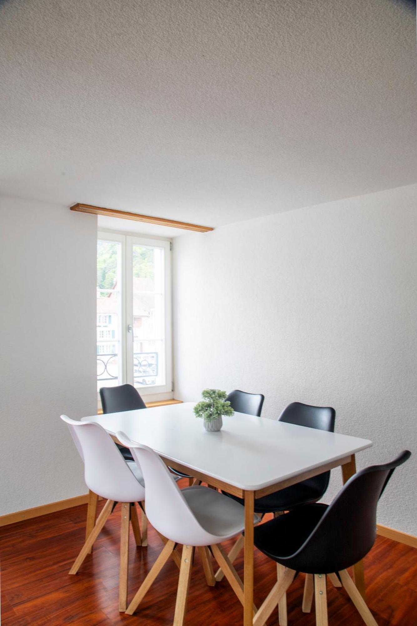 Nimbuzzz Apartments Unterseen Zewnętrze zdjęcie